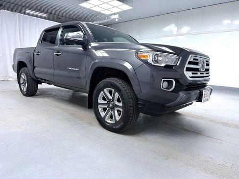 Certified 2018 Toyota Tacoma Limited AWD/4WD image 1
