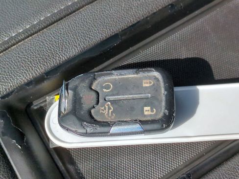 Used 2020 Chevrolet Silverado 1500 LT Trail Boss image 33