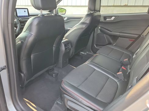 Used 2024 Ford Escape ST-Line FWD image 15
