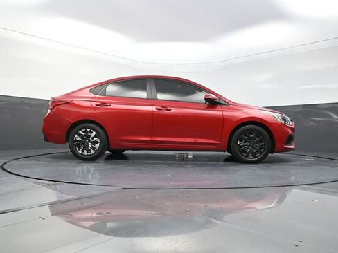 Used 2021 Hyundai Accent SE image 41