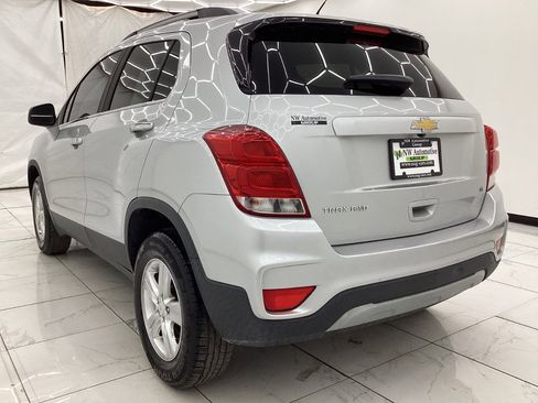 Used 2018 Chevrolet Trax LT w/ LT Convenience Package AWD/4WD image 8