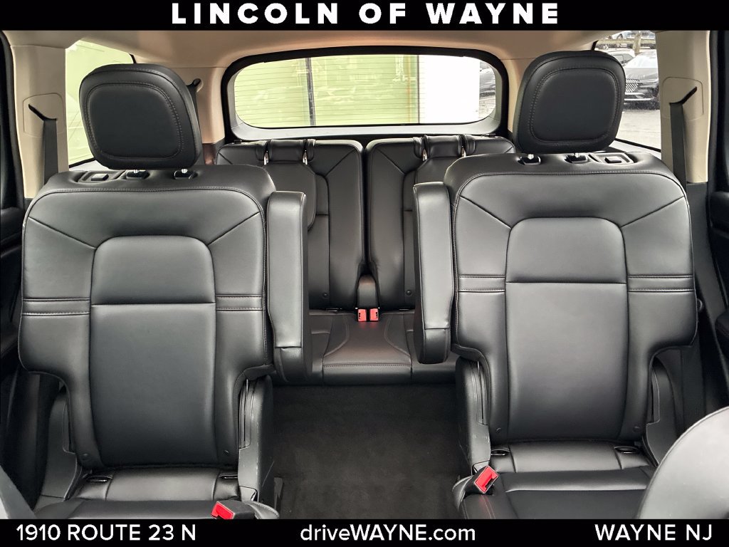 Certified 2024 Lincoln Aviator AWD w/ Premium Package image 16