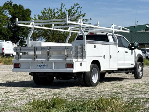 New 2025 Ford F550 2WD Crew Cab Super Duty image 4