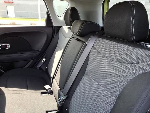 Used 2018 Kia Soul + image 18