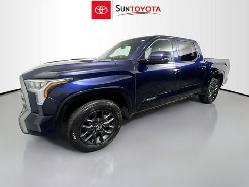 Used 2024 Toyota Tundra Platinum image 9