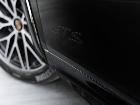 Certified 2026 Porsche Cayenne GTS AWD/4WD image 13