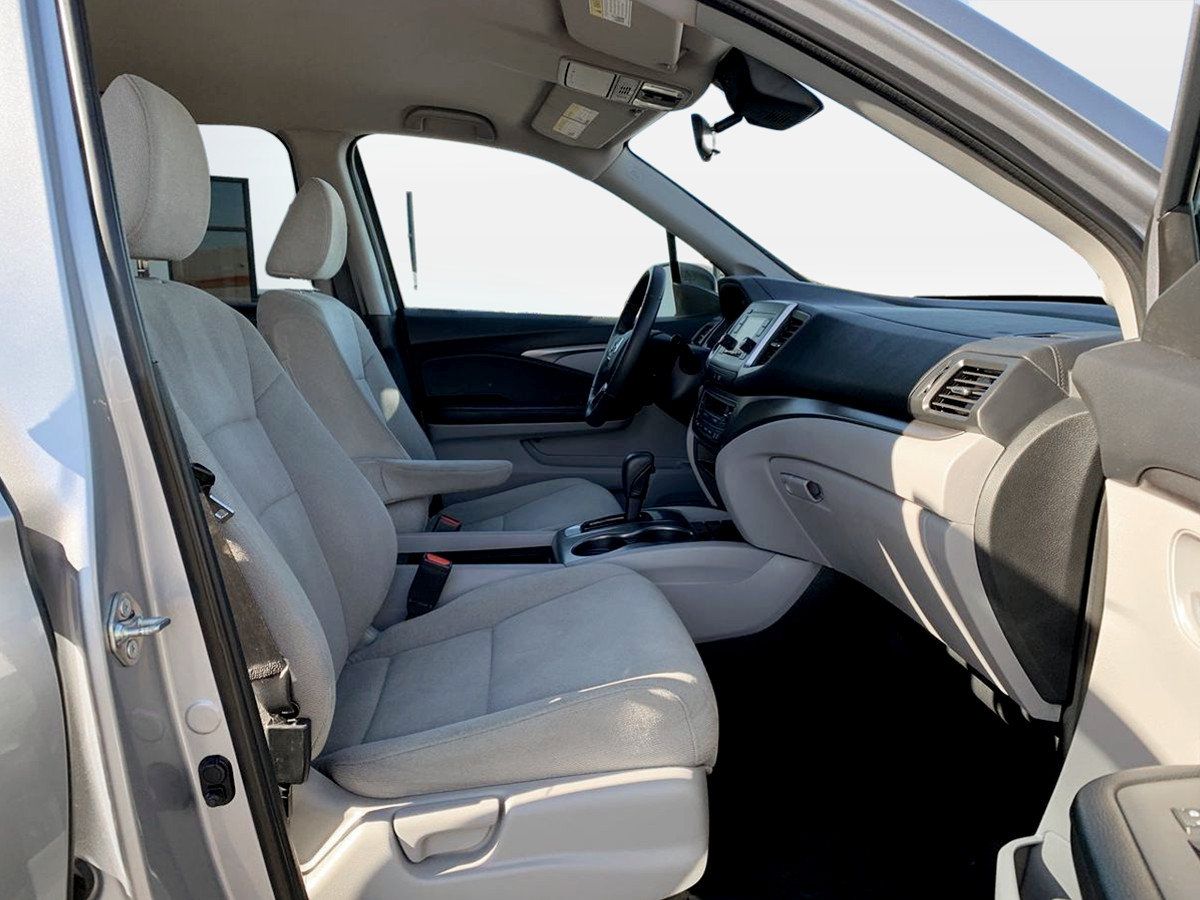 Used 2019 Honda Pilot LX image 29
