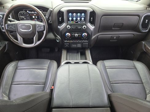 Used 2023 GMC Sierra 2500 Denali w/ Denali Ultimate Package AWD/4WD image 2