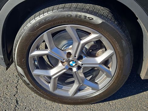 Used 2022 BMW X3 xDrive30i w/ Premium Package 2 image 9