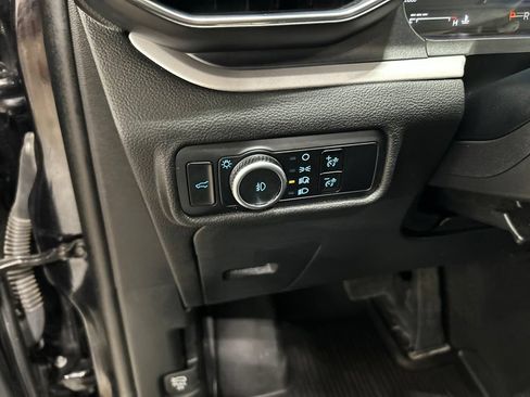 Certified 2023 Ford Explorer XLT w/ Equipment Group 202A AWD/4WD image 14