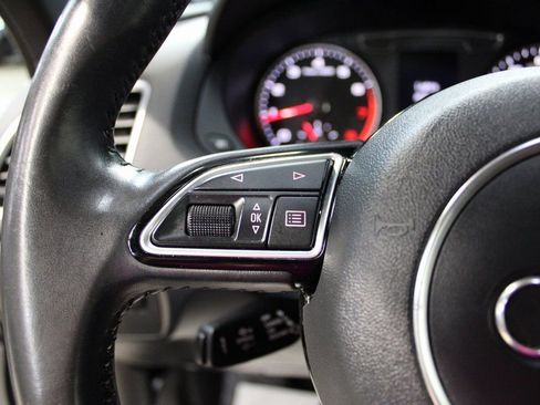 Used 2018 Audi Q3 2.0T Premium Plus w/ Premium Plus Package AWD/4WD image 24