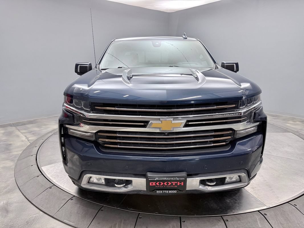 Used 2019 Chevrolet Silverado 1500 High Country w/ Technology Package AWD/4WD image 2