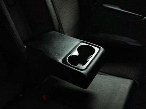 Used 2022 Kia Seltos S image 12