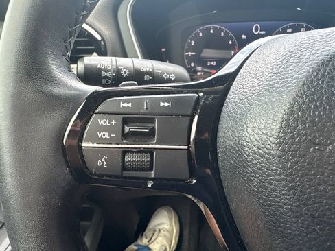 Used 2023 Honda Pilot Elite image 17