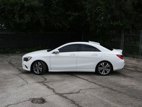 Used 2019 Mercedes-Benz CLA 250 image 2