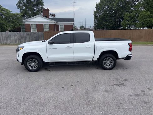 Used 2024 Chevrolet Colorado LT w/ LT Convenience Package RWD image 2