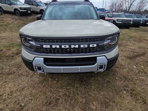 New 2025 Ford Bronco Sport Badlands w/ Badlands Tech Package AWD/4WD image 3