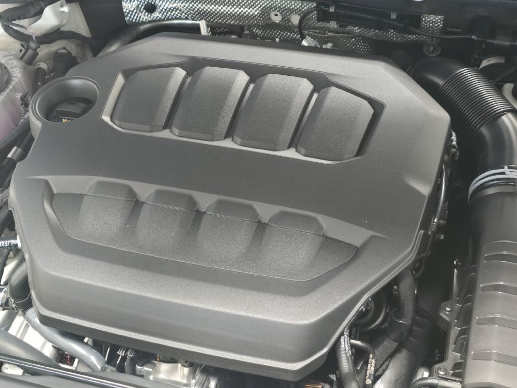 New 2026 Volkswagen GTI SE FWD image 9