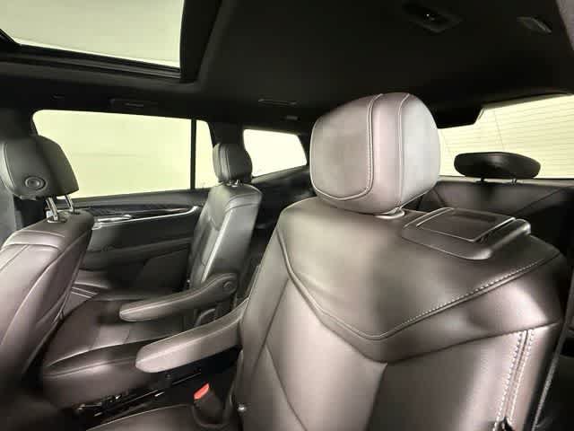 Used 2024 Cadillac XT6 Premium Luxury AWD/4WD image 27