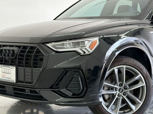 Used 2023 Audi Q3 2.0T Premium Plus w/ Premium Plus Package AWD/4WD image 11