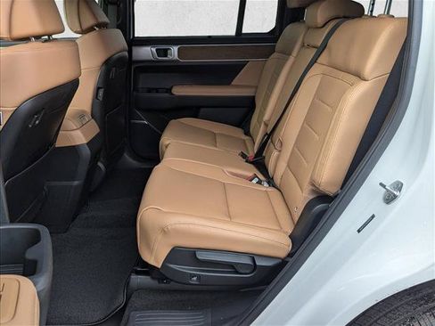 Certified 2025 Hyundai Santa Fe Limited FWD image 15
