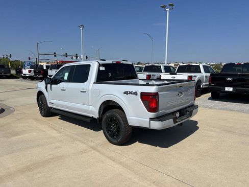 New 2025 Ford F150 XLT w/ Equipment Group 302A MID image 4