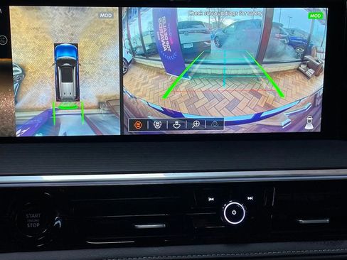 Used 2025 INFINITI QX80 Sensory image 40