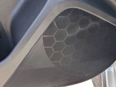 Used 2023 Subaru Crosstrek 2.0i image 10