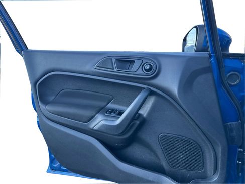 Used 2019 Ford Fiesta SE w/ Cold Weather Package image 22