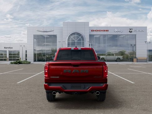 New 2026 RAM 1500 4x4 Crew Cab image 7
