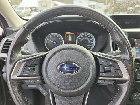Used 2023 Subaru Forester Premium image 18