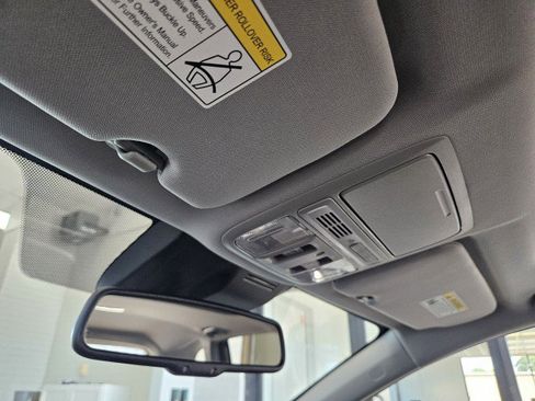 Used 2021 Honda CR-V Touring image 22
