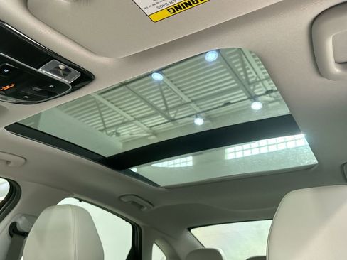 New 2025 Hyundai Sonata Limited image 25