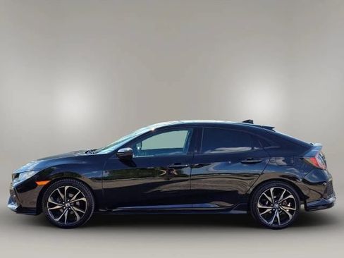 Used 2018 Honda Civic Sport image 8