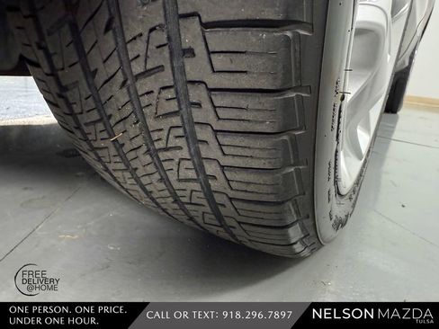 Used 2014 Ford Escape Titanium w/ Equipment Group 401A FWD image 16