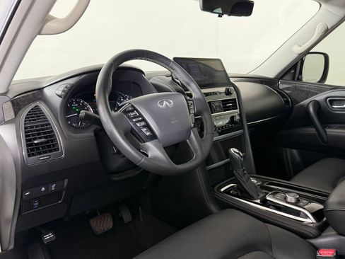 Used 2022 INFINITI QX80 Luxe w/ Cargo Package RWD image 4