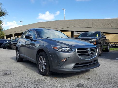 Used 2018 MAZDA CX-3 Sport image 2