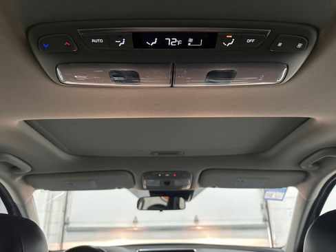 Used 2022 Kia Telluride S image 25