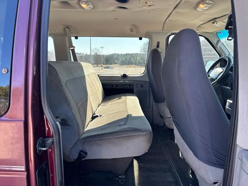 Used 2006 Ford E-350 and Econoline 350 Chateau image 17