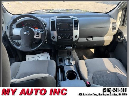 Used 2013 Nissan Xterra S AWD/4WD image 11