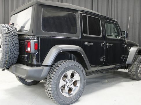 Used 2022 Jeep Wrangler Unlimited Sport AWD/4WD image 3