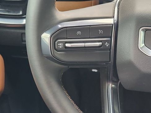 Used 2024 GMC Canyon AT4 w/ Technology Package image 29