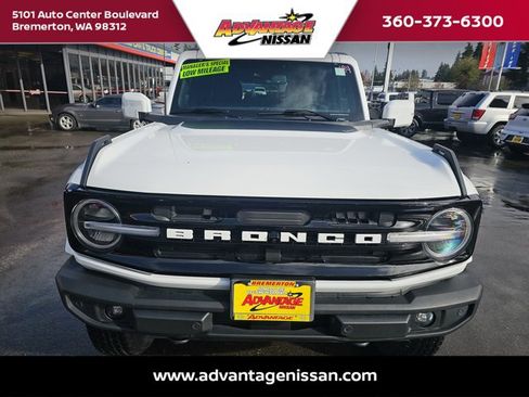 Used 2023 Ford Bronco Outer Banks image 8