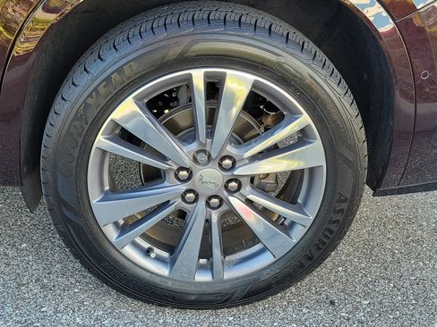 Used 2020 Cadillac XT6 Premium Luxury w/ Platinum Package image 10