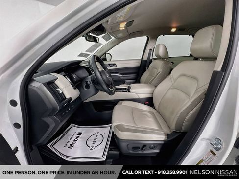 Certified 2023 Nissan Pathfinder SL w/ Lighting Package (N92) AWD/4WD image 21