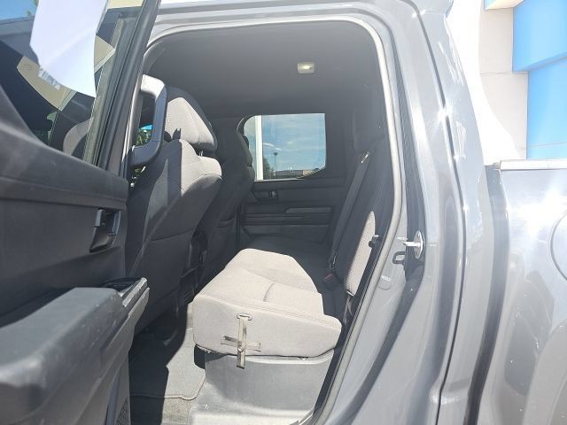 Used 2024 Toyota Tacoma SR5 AWD/4WD image 8