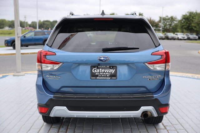 Certified 2024 Subaru Forester Touring w/ Pop Package 2 AWD/4WD image 4
