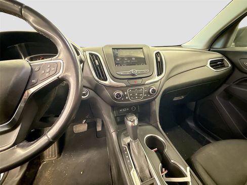Used 2019 Chevrolet Equinox LT AWD/4WD image 4