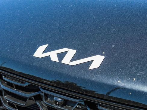 New 2025 Kia Sorento SX image 14