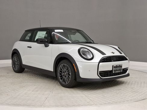 New 2026 MINI Cooper 2-Door Hardtop FWD image 5
